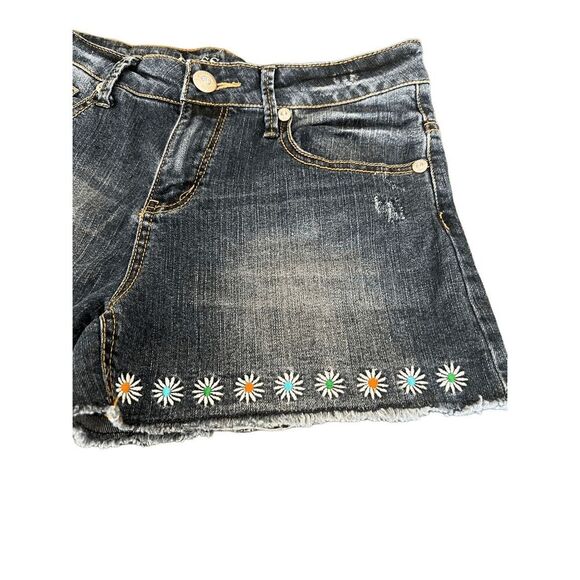 Guess daisy flowers embroidered jeans shorts - Picture 3 of 8